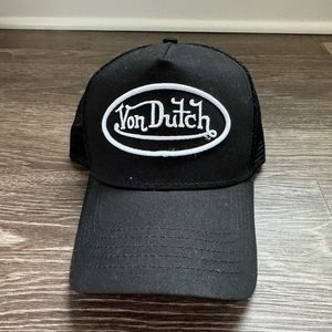 NWOT Von Dutch Trucker Hat